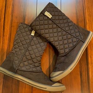 American Eagle 🦅 quilted suede boot